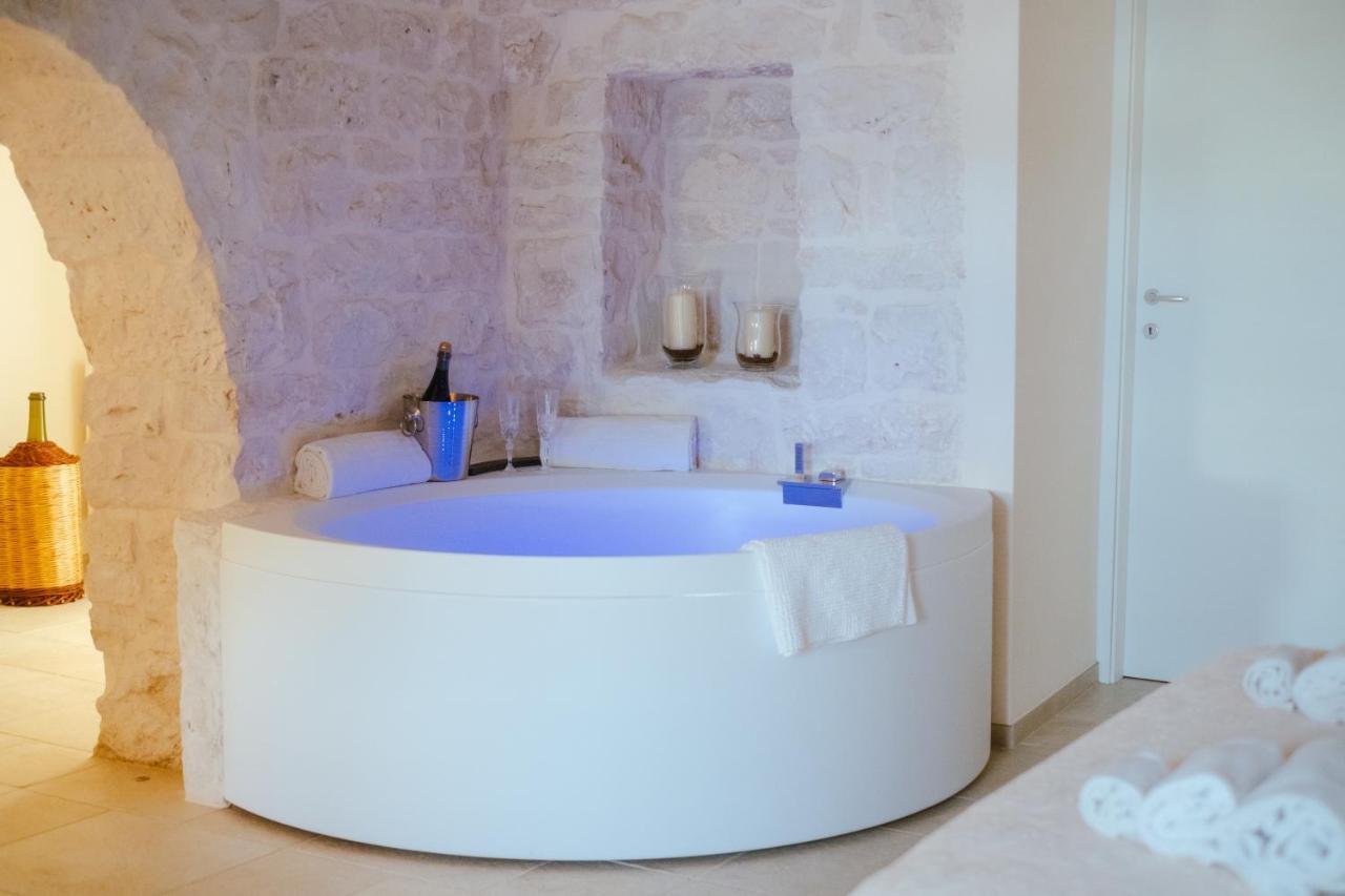Iconica Luxury Suites Альберобелло Екстер'єр фото